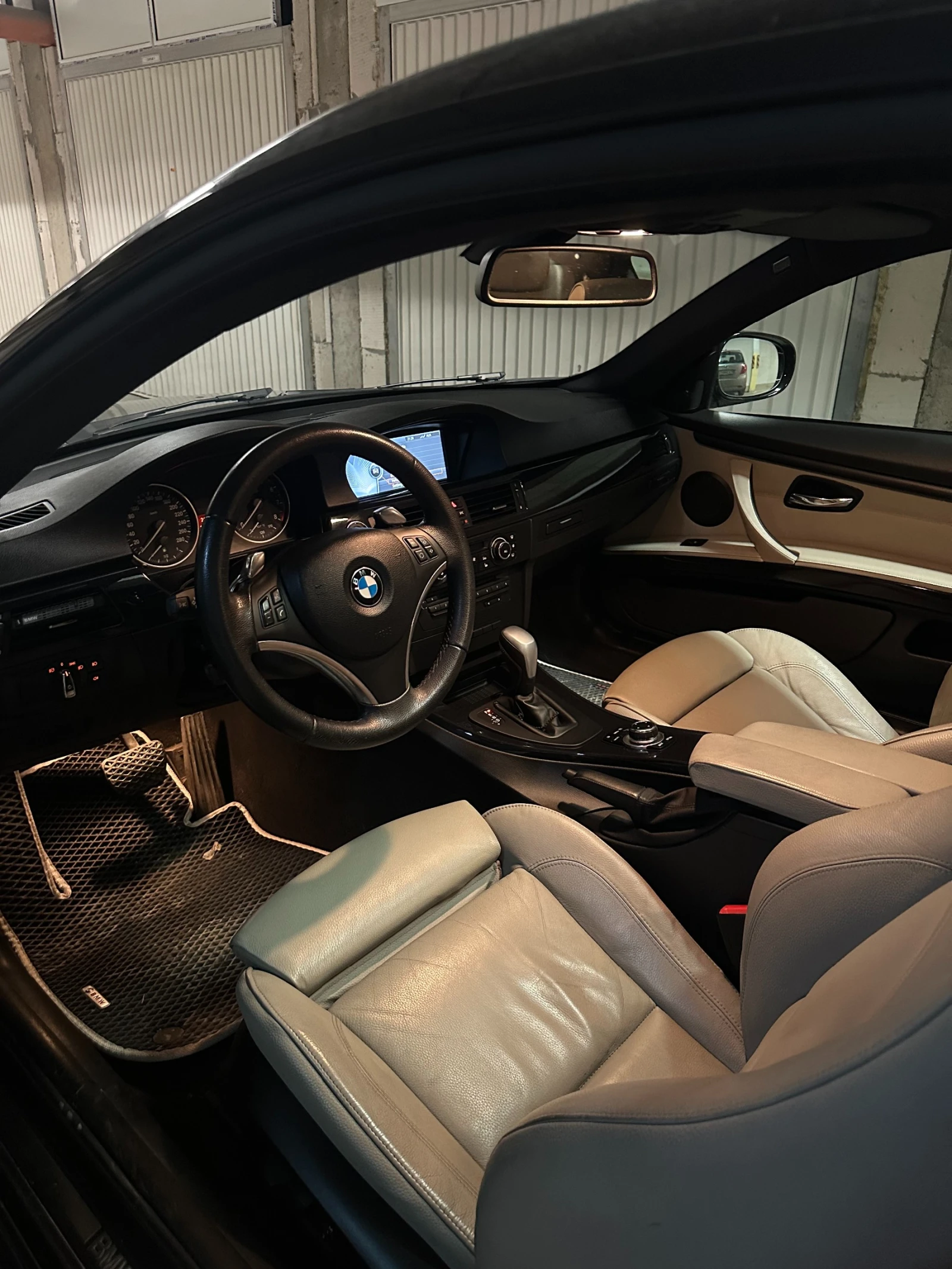 BMW 330 ci, снимка 6 - Автомобили и джипове - 55437095