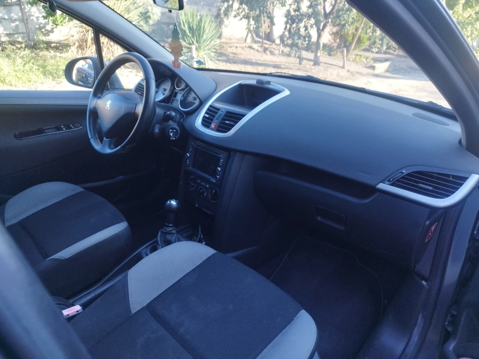 Peugeot 207, снимка 5 - Автомобили и джипове - 55507841