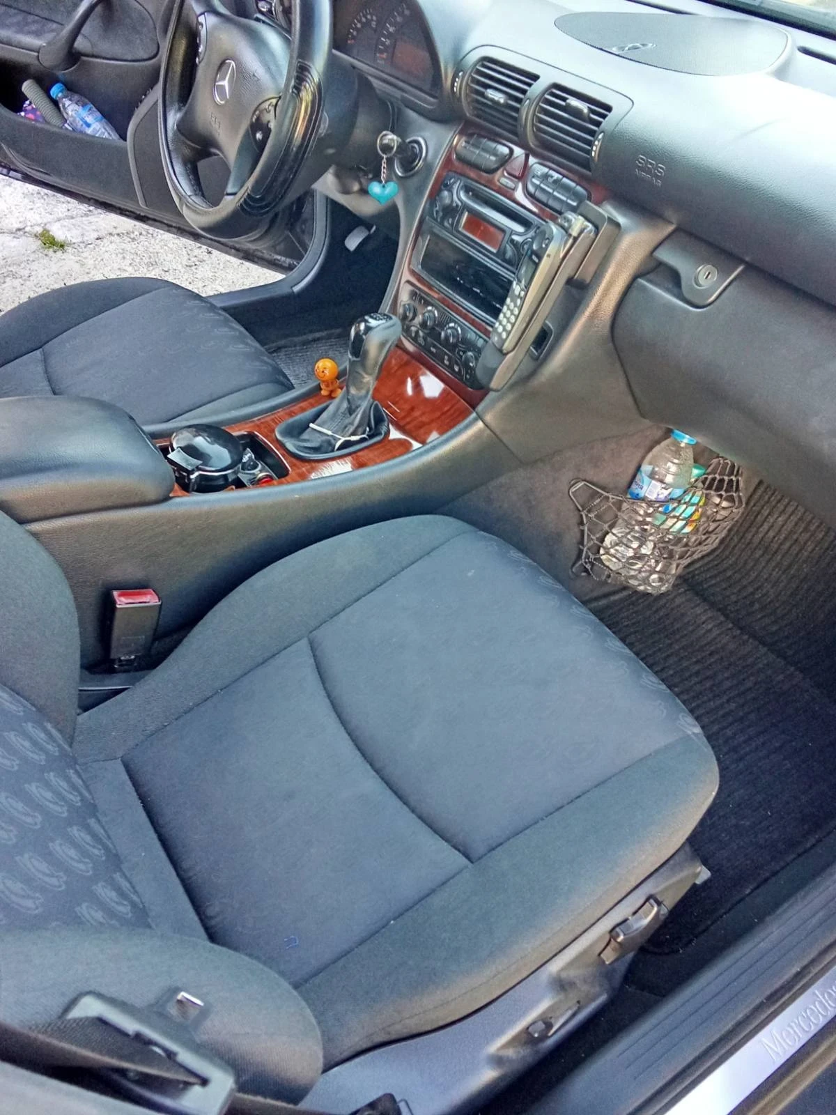Mercedes-Benz C 220, снимка 7 - Автомобили и джипове - 55683478