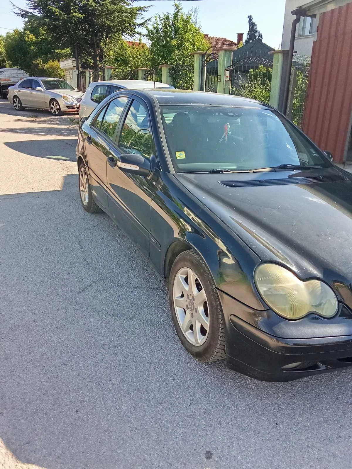 Mercedes-Benz C 220, снимка 3 - Автомобили и джипове - 55683478