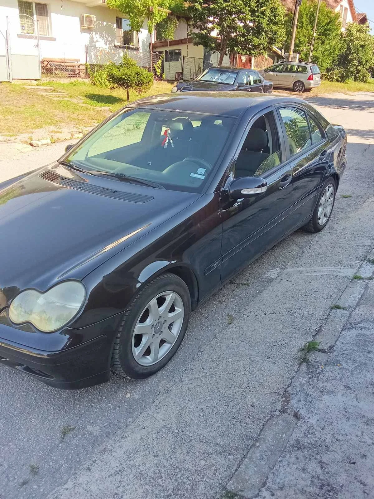 Mercedes-Benz C 220, снимка 4 - Автомобили и джипове - 55683478