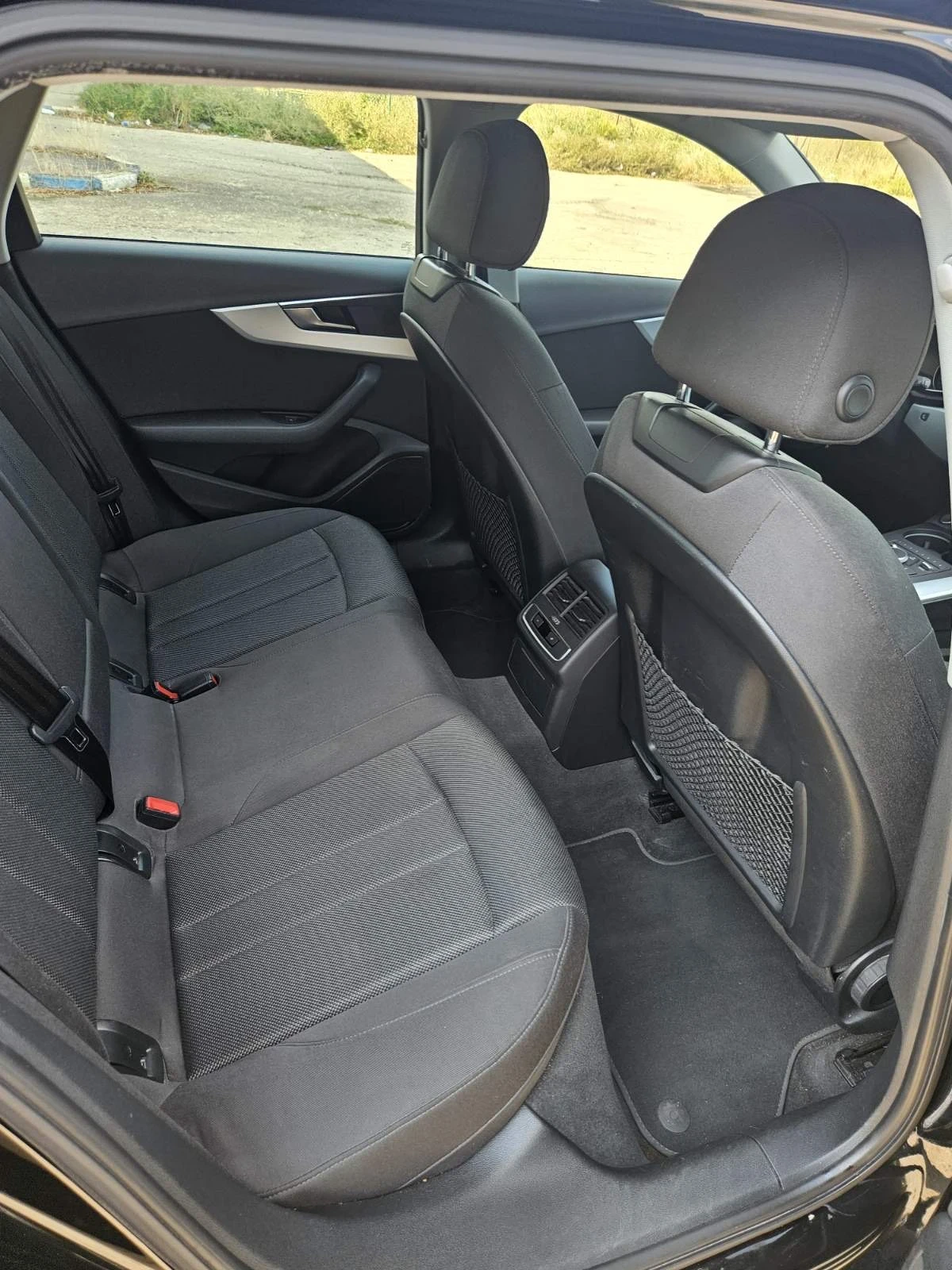 Audi A4, снимка 11 - Автомобили и джипове - 55806079
