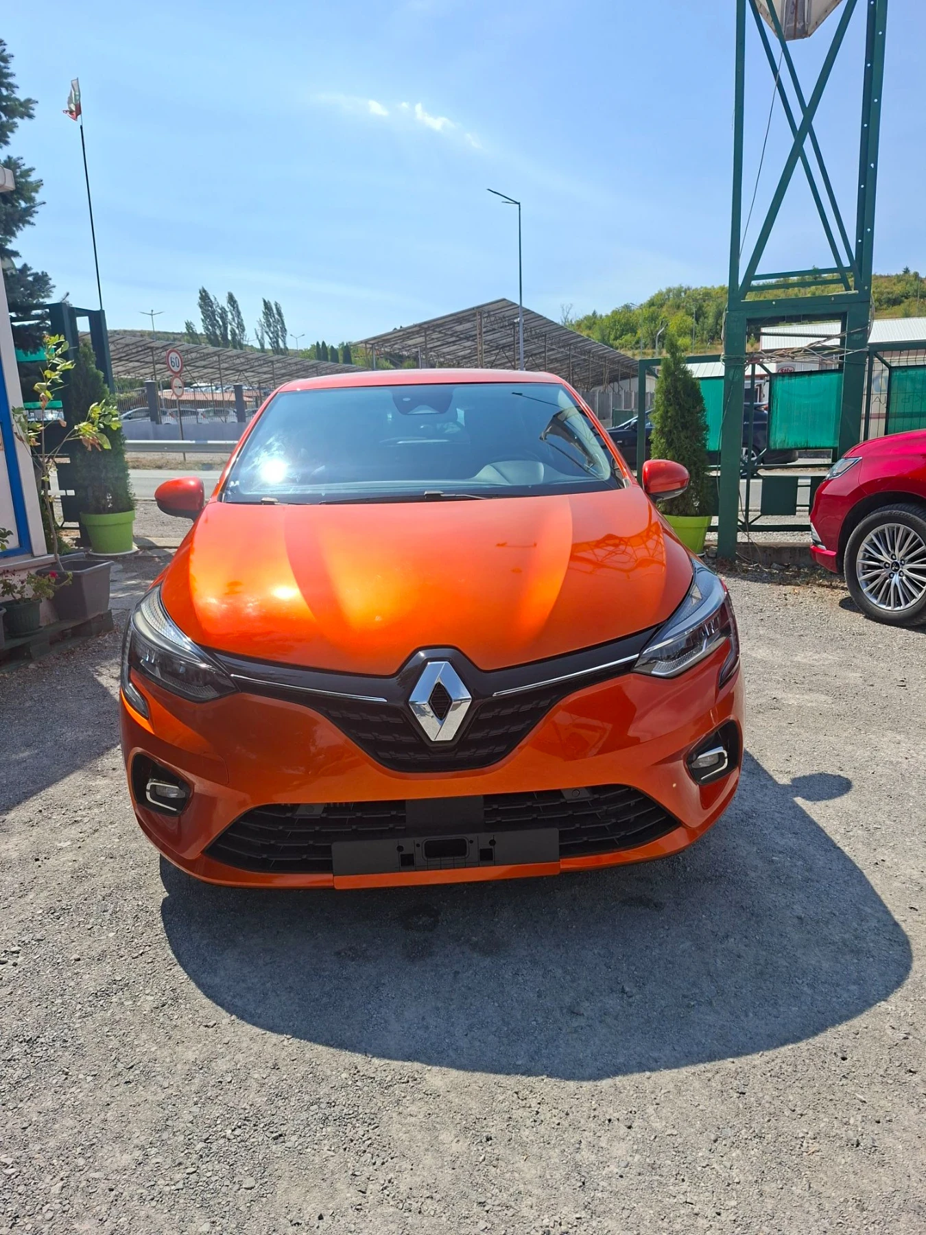 Renault Clio 1.0 TCе, снимка 2 - Автомобили и джипове - 55961735