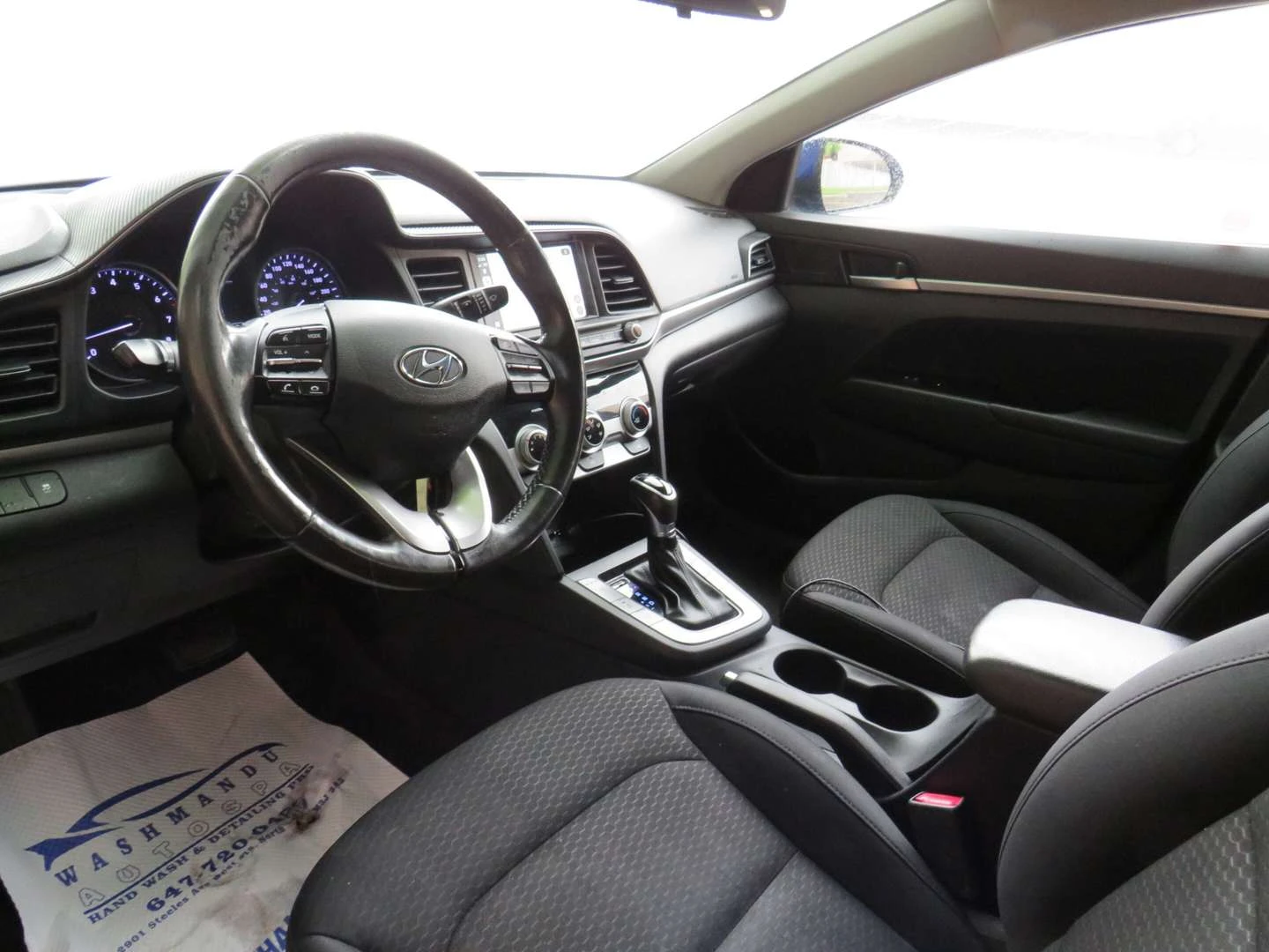 Hyundai Elantra, снимка 11 - Автомобили и джипове - 56019457