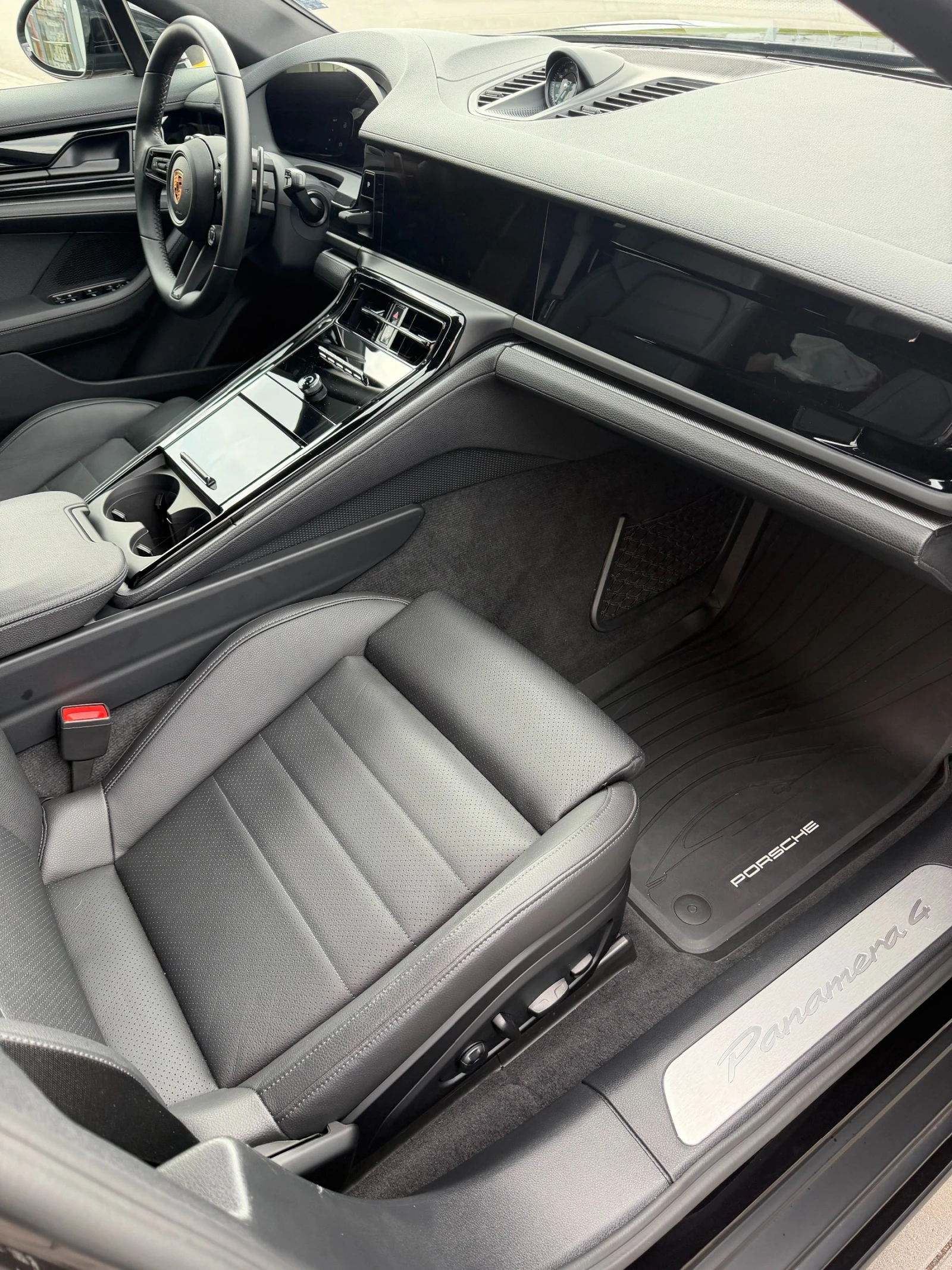 Porsche Panamera 4 E-Hybrid, снимка 6 - Автомобили и джипове - 56080417