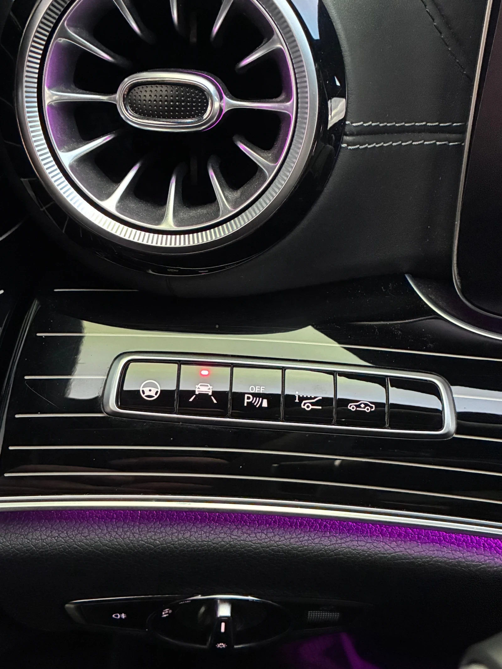 Mercedes-Benz CLS 53 AMG AMG, снимка 11 - Автомобили и джипове - 56260539