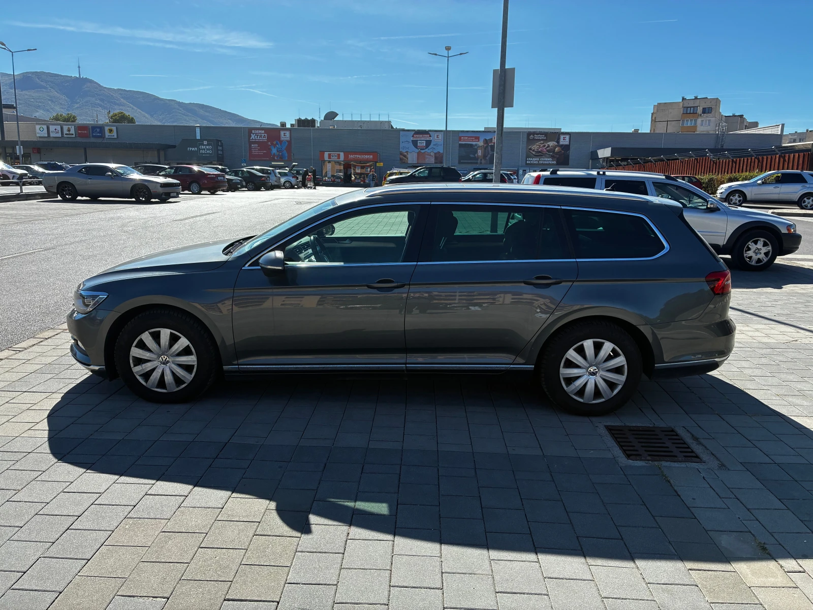 VW Passat B8, снимка 4 - Автомобили и джипове - 56338312