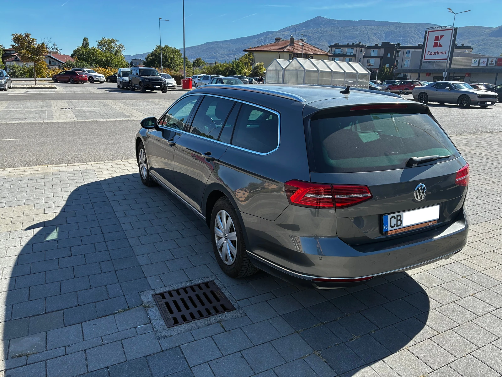 VW Passat B8, снимка 3 - Автомобили и джипове - 56338312
