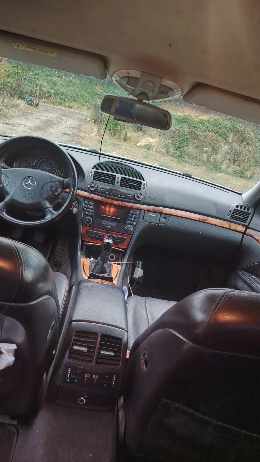 Mercedes-Benz E 270 2.7 177k, снимка 10 - Автомобили и джипове - 56535174