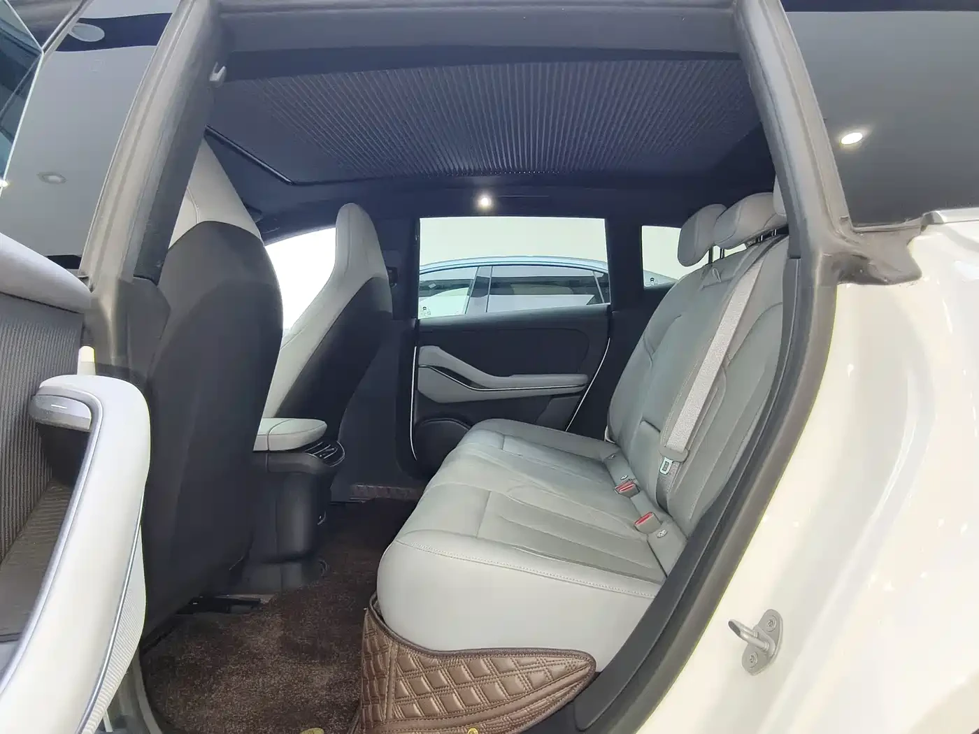NIO ET5 75KWH* 2025* TOURING* 360* DIS* LED* ������ ���� | Mobile.bg � ����������� 13