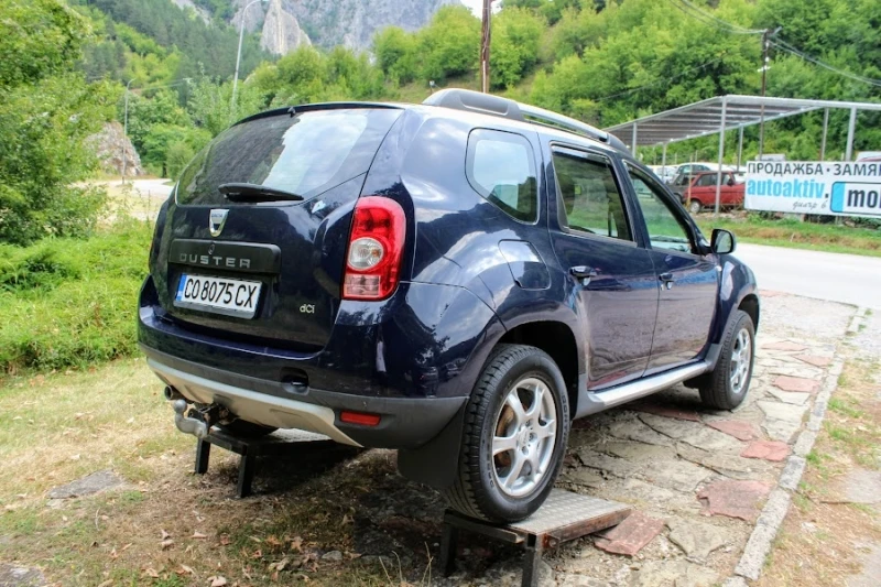 Dacia Duster 1.5DCI 4Х4 , снимка 6 - Автомобили и джипове - 47403518