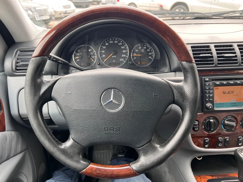 Mercedes-Benz ML 320, снимка 8 - Автомобили и джипове - 48141558