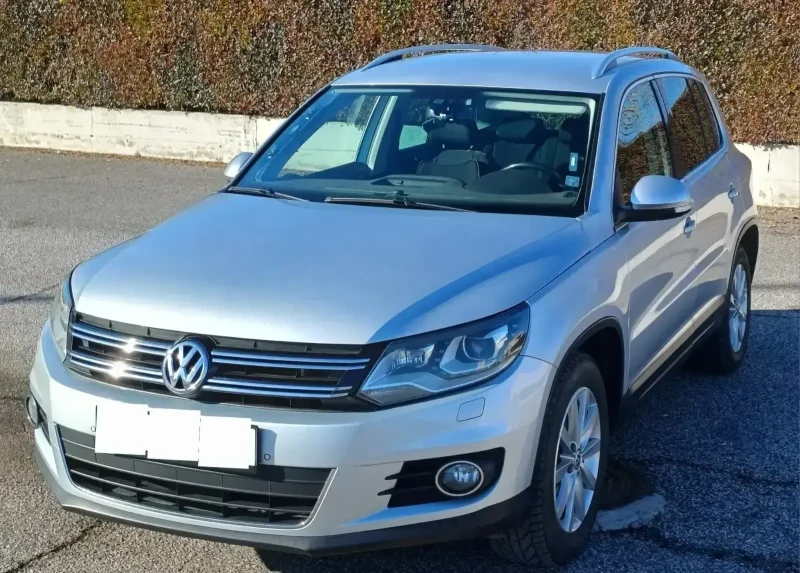 VW Tiguan, снимка 2 - Автомобили и джипове - 48591554