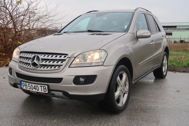 Mercedes-Benz ML 320, снимка 2 - Автомобили и джипове - 52586388