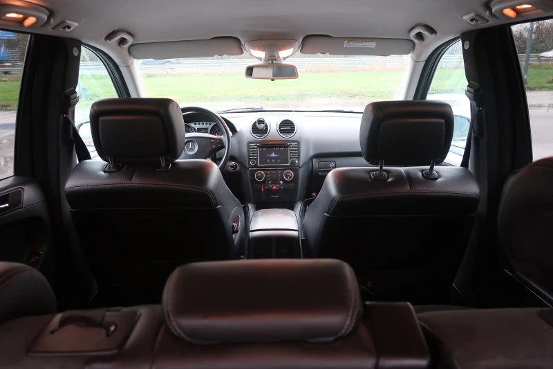 Mercedes-Benz ML 320, снимка 6 - Автомобили и джипове - 52586388