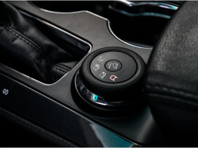 Ford Explorer LIMITED/KEYLESS/LANE ASSIST/ПОДГРЕВ/ОБДУХВАНЕ, снимка 9 - Автомобили и джипове - 52966093