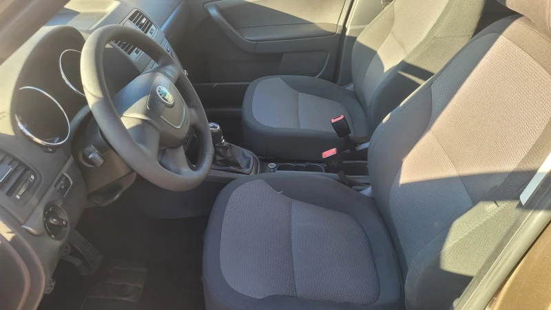 Skoda Yeti 4х4 тди, снимка 8 - Автомобили и джипове - 53121123