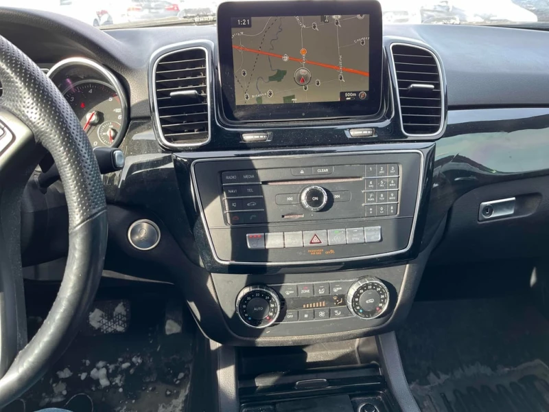 Mercedes-Benz GLE 350 350d  CARFAX, снимка 9 - Автомобили и джипове - 53209650