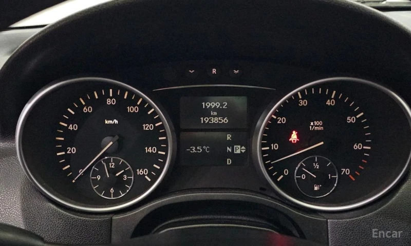 Mercedes-Benz ML 350, снимка 8 - Автомобили и джипове - 53458387