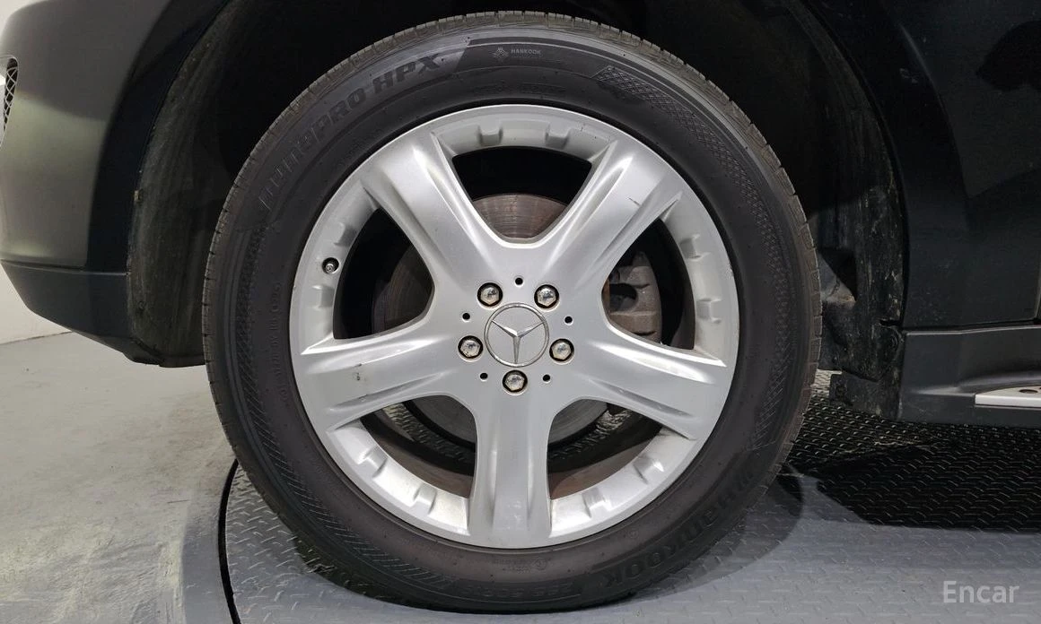 Mercedes-Benz ML 350  - изображение 5