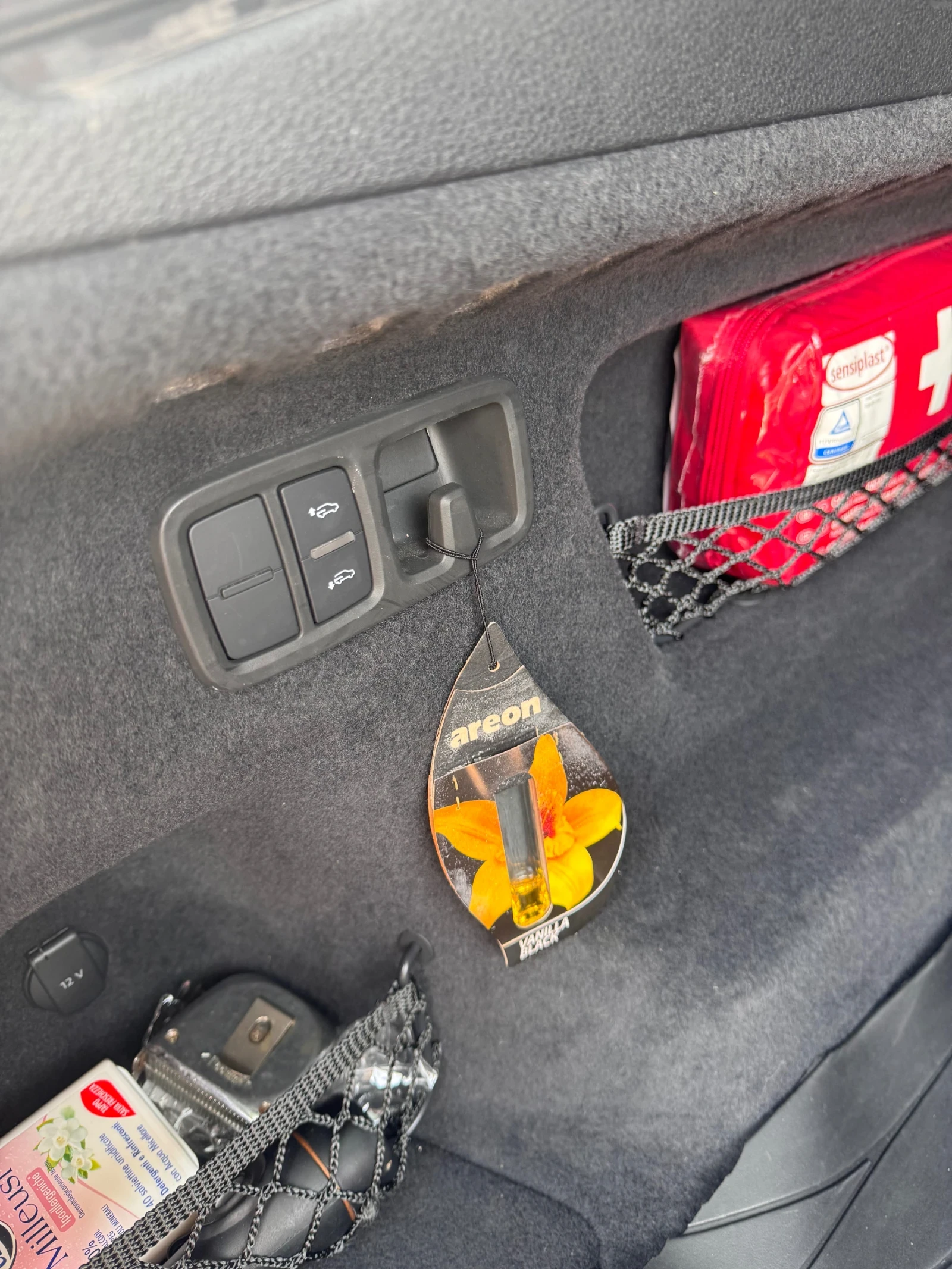 Audi Q8, снимка 12 - Автомобили и джипове - 54181736