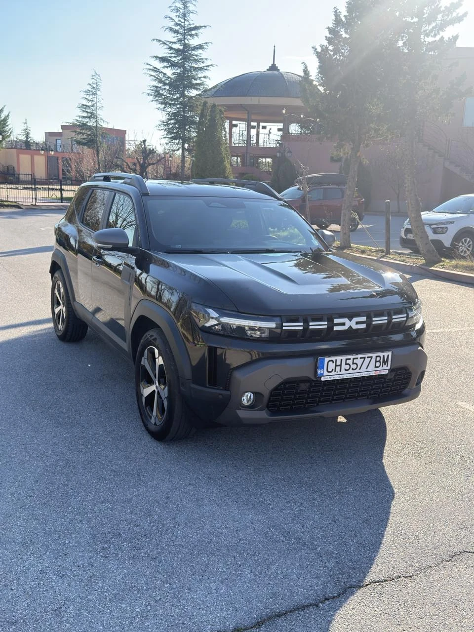 Dacia Duster Hybrid 140 | 7г. Гаранция/200к км | КАТО НОВА , снимка 3 - Автомобили и джипове - 54374952