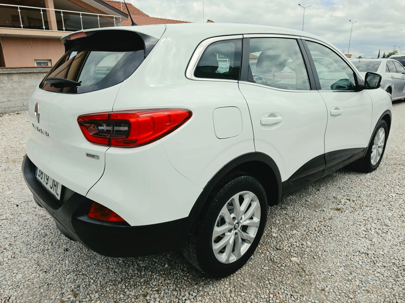 Renault Kadjar 1.5DCI ENERGY INTENSE, снимка 4 - Автомобили и джипове - 54654094