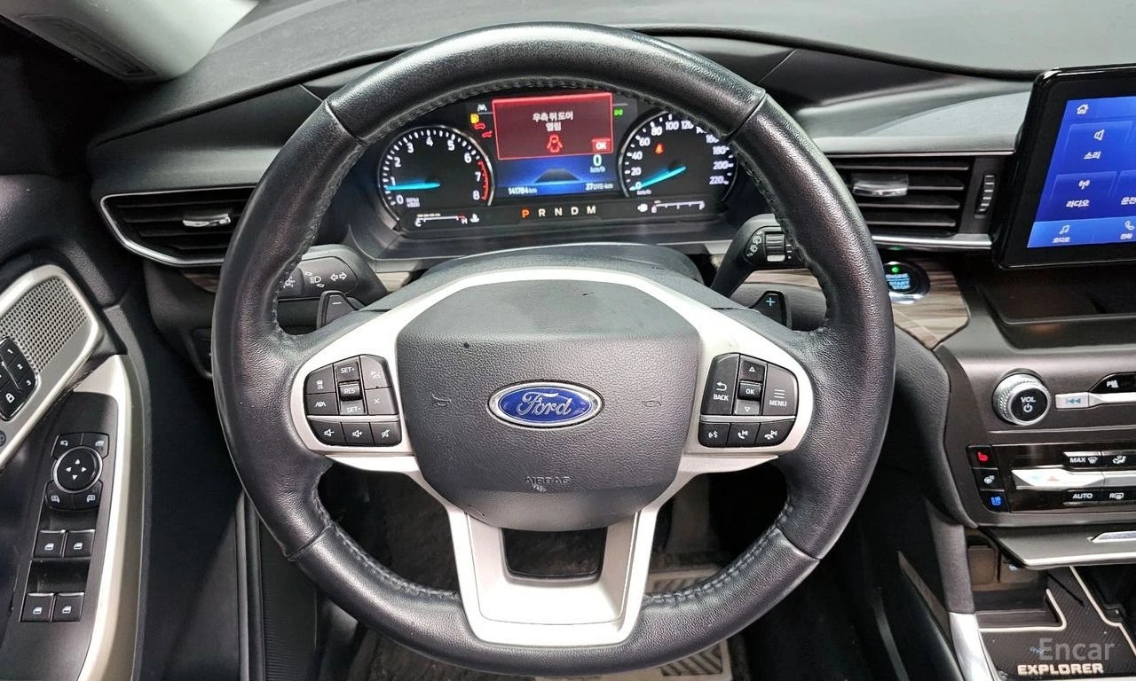 Ford Explorer 2.3 LIMITED 4x4* DISTRONIC* 360* ПОДГРЕВ* ОБДУХ* , снимка 8 - Автомобили и джипове - 55538895