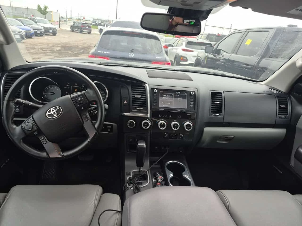 Toyota Sequoia * LIMITED * 4WD * CARFAX * , снимка 6 - Автомобили и джипове - 55598221