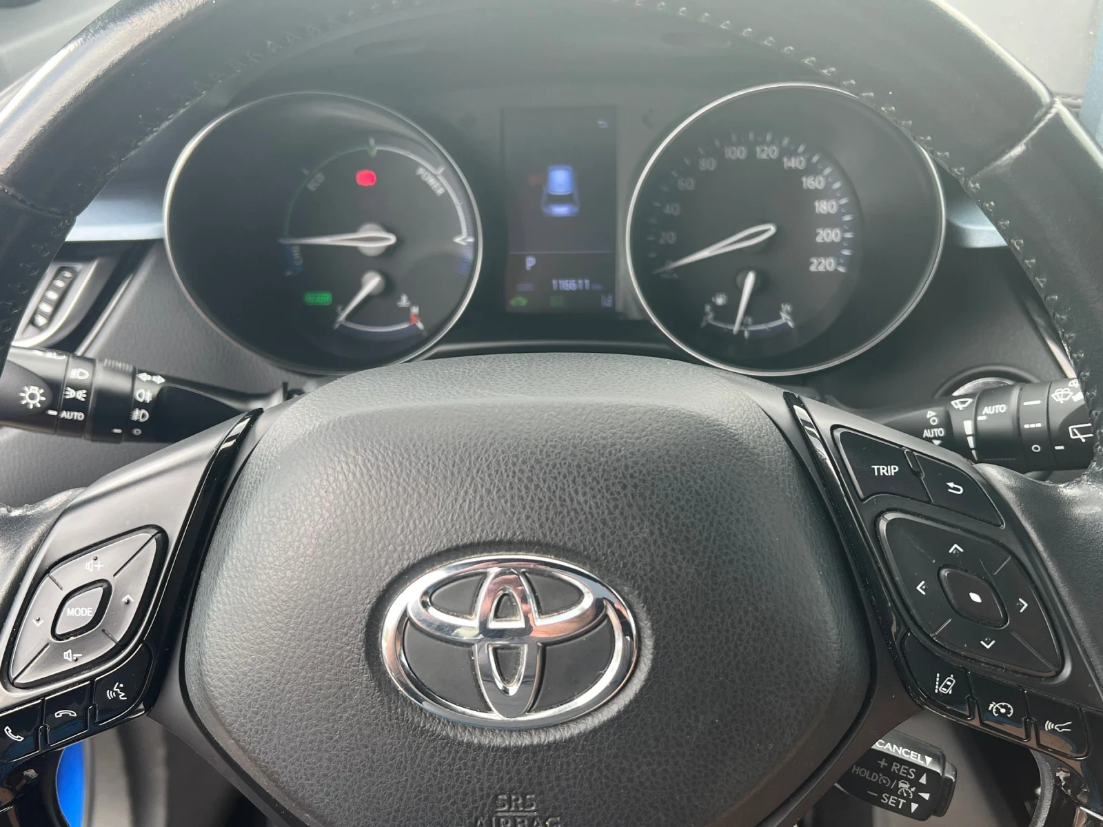 Toyota C-HR 1.8 HYBRID , снимка 11 - Автомобили и джипове - 55652120