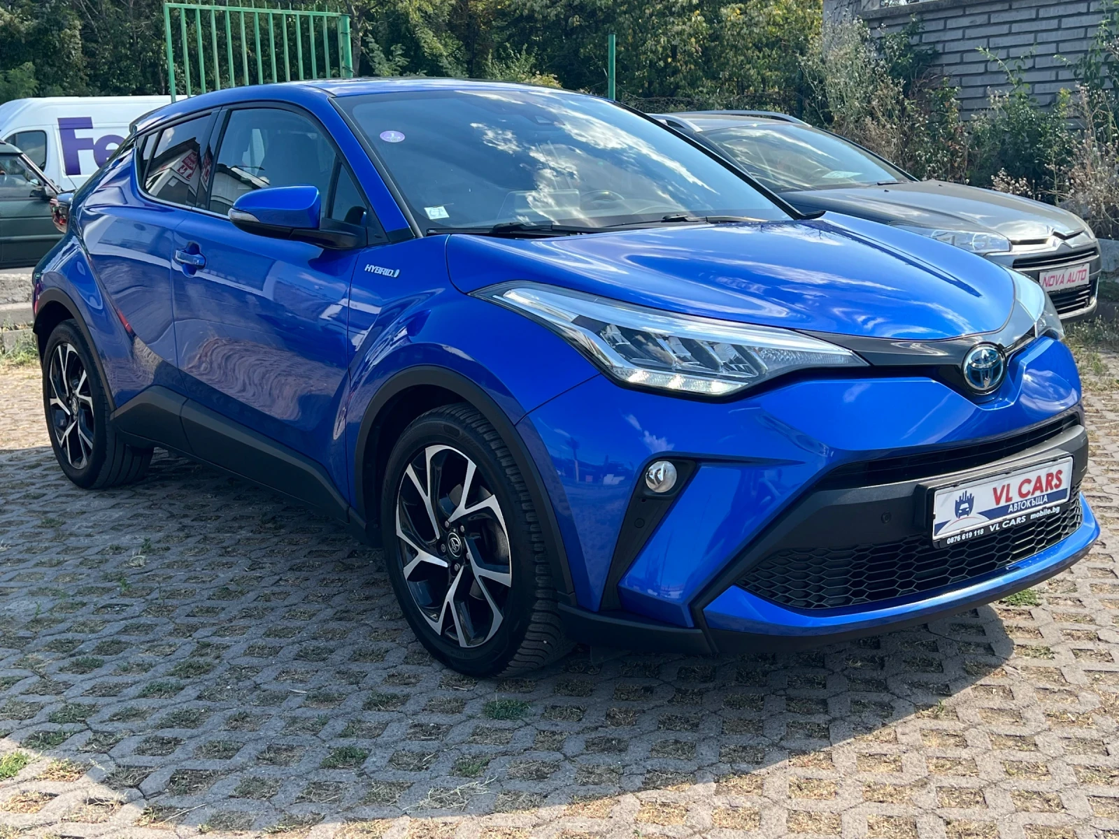 Toyota C-HR 1.8 HYBRID , снимка 3 - Автомобили и джипове - 55652120