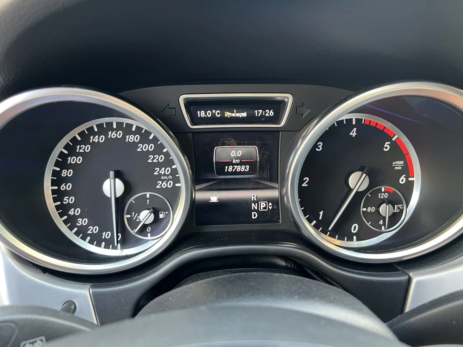 Mercedes-Benz ML 350 BLUETEC 4MATIC, снимка 10 - Автомобили и джипове - 56599402