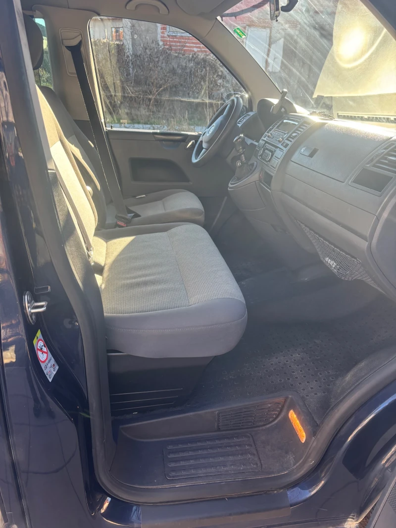 VW Caravelle Caravele 2.0, снимка 10 - Бусове и автобуси - 47554655