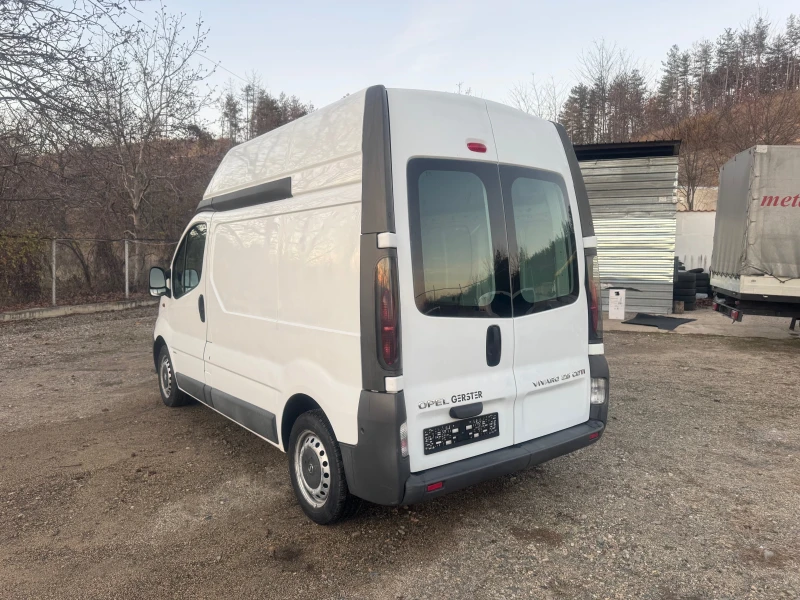 Opel Vivaro 2.5CDTI 119000km.100%, снимка 7 - Бусове и автобуси - 48122295