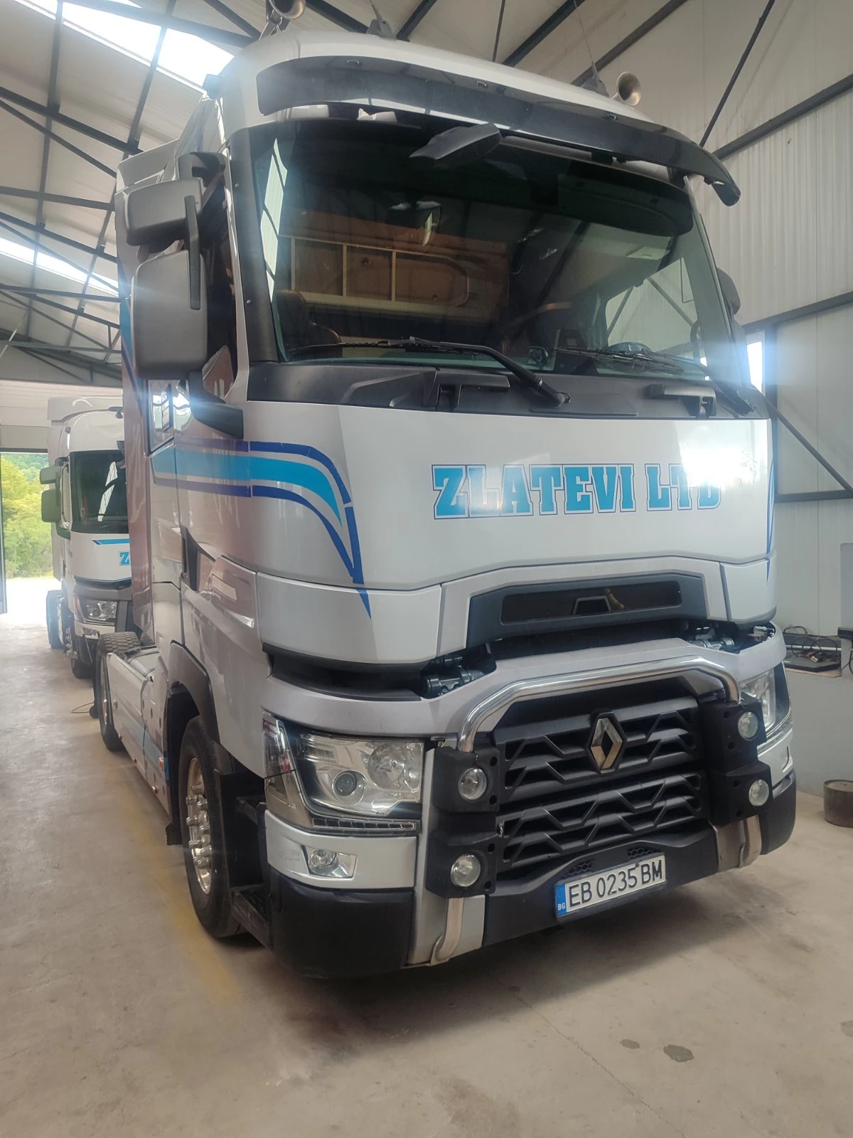 Renault T Ретардер, Охладител, снимка 2 - Камиони - 55632845