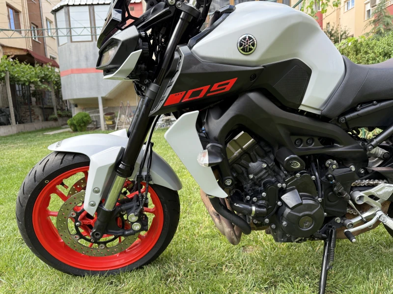 Yamaha Mt-09 LED, ABS, QuickShifter, TCS, снимка 3 - Мотоциклети и мототехника - 50498316