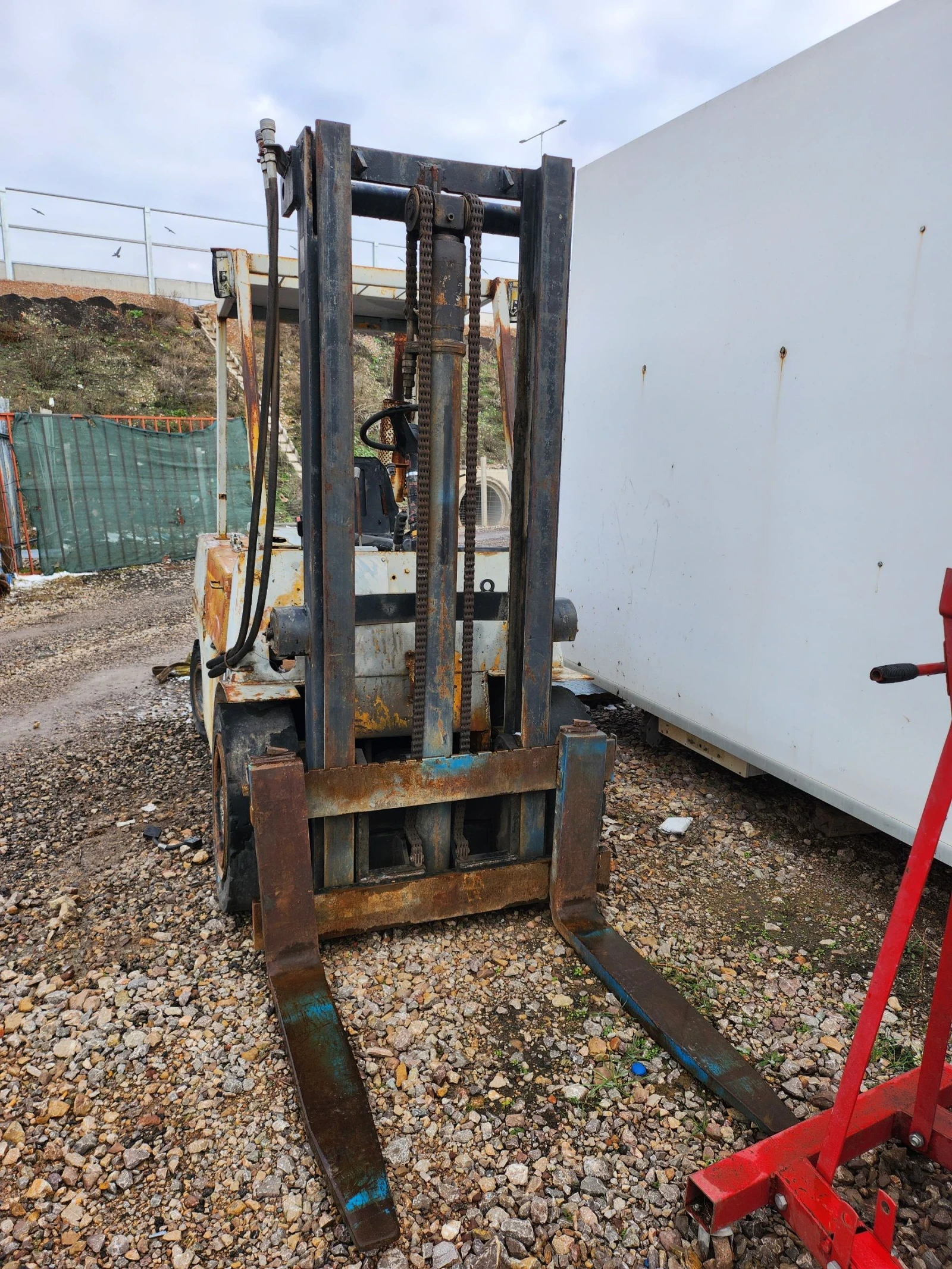 ������� Perkins | Mobile.bg � ����������� 4