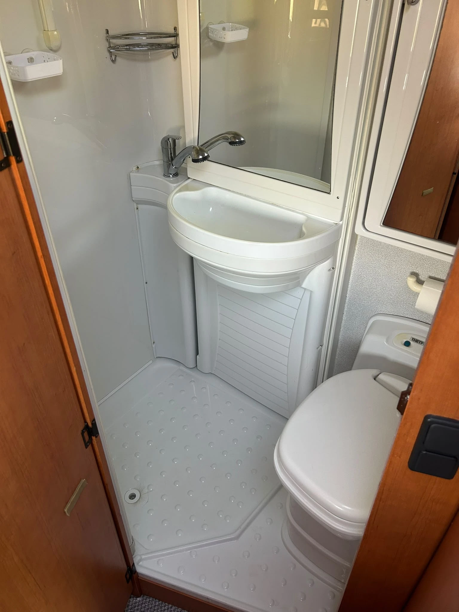 ������ Mercedes-Benz LMC LIBERTY 5905I | Mobile.bg � ����������� 14