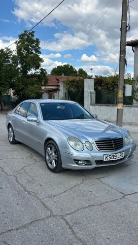 Mercedes-Benz E 320 