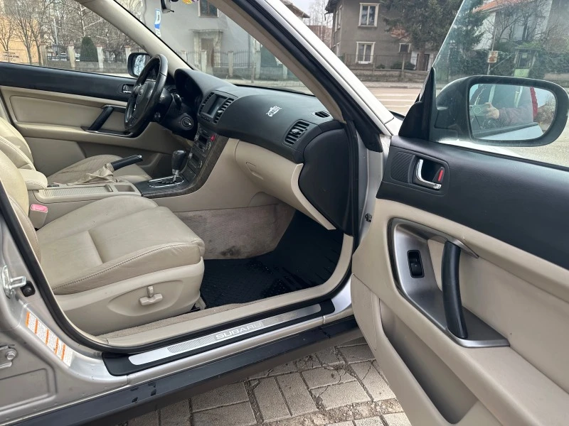 Subaru Outback 3.0-H6-ЕДИН СОБСТВЕНИК-FULL SERVICE, снимка 11 - Автомобили и джипове - 44532376