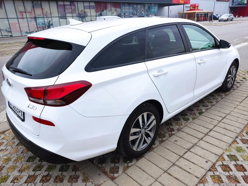 Hyundai I30 I30 SW, снимка 4 - Автомобили и джипове - 47424963