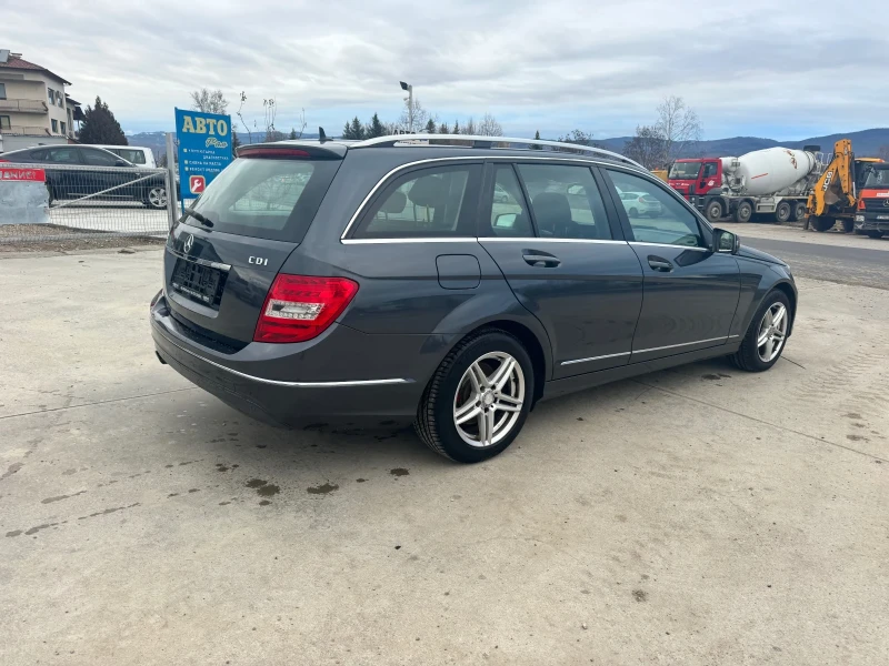 Mercedes-Benz C 220 facelift, снимка 4 - Автомобили и джипове - 48198944