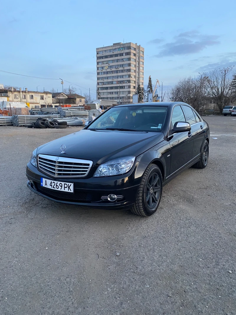 Mercedes-Benz C 200 ГАЗ/ГОЛЯМА НАВИГАЦИЯ/КАМЕРА, снимка 1 - Автомобили и джипове - 48904720