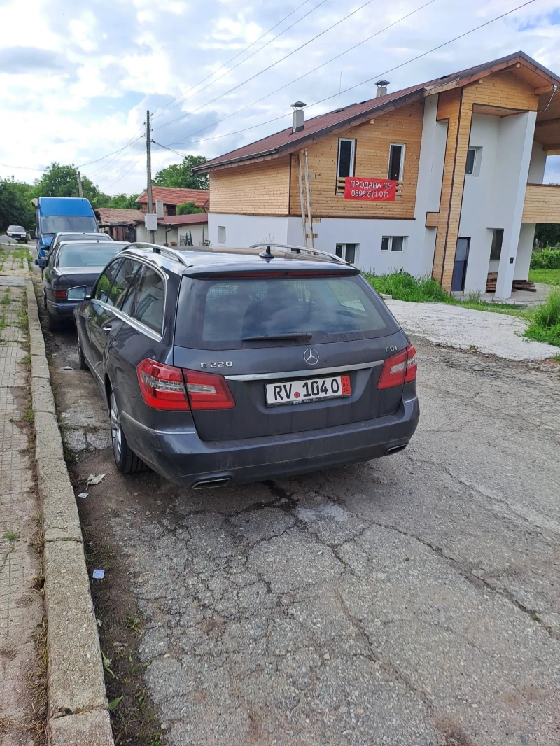 Mercedes-Benz E 220 220сди, снимка 4 - Автомобили и джипове - 48981487