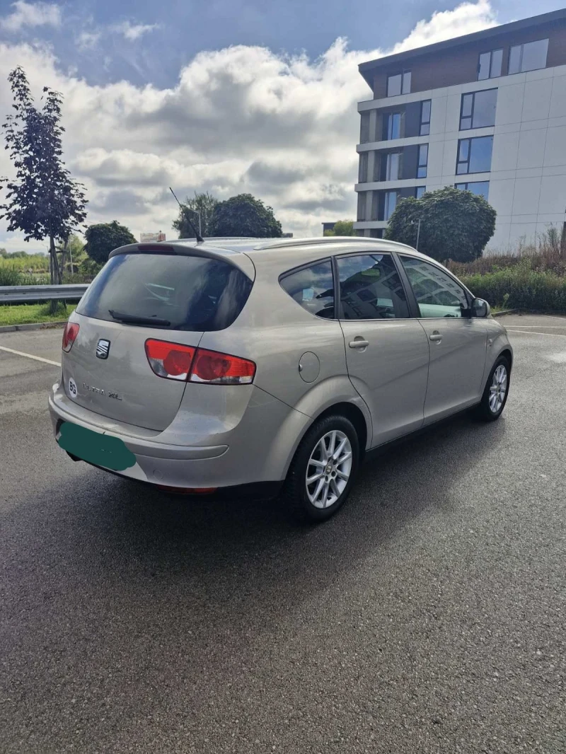 Seat Altea XL, снимка 8 - Автомобили и джипове - 51722719