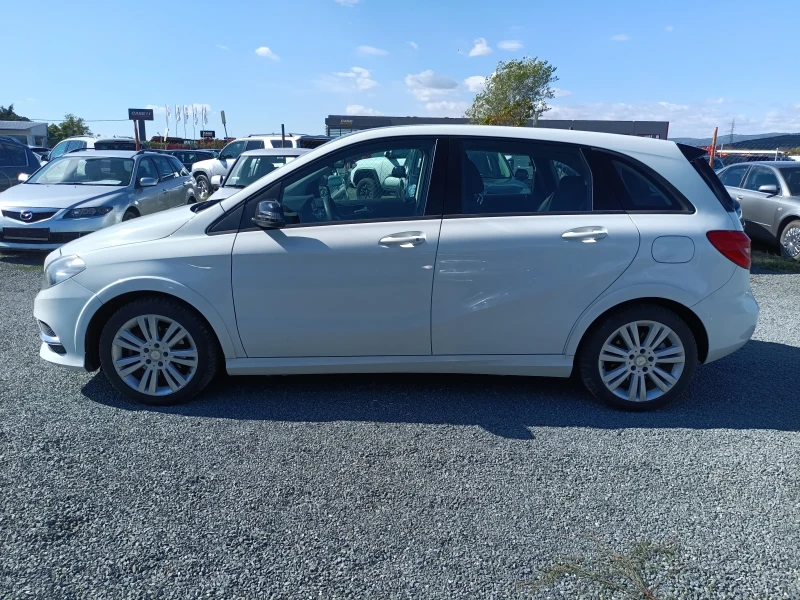 Mercedes-Benz B 200 Ngt, снимка 9 - Автомобили и джипове - 52013297