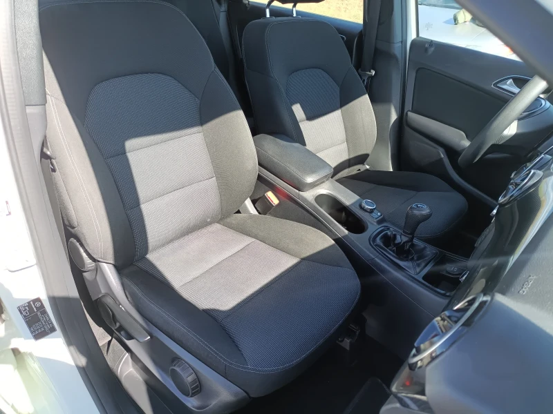 Mercedes-Benz B 200 Ngt, снимка 14 - Автомобили и джипове - 52013297