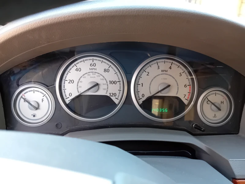 Chrysler Gr.voyager Town &country , снимка 10 - Автомобили и джипове - 52264148