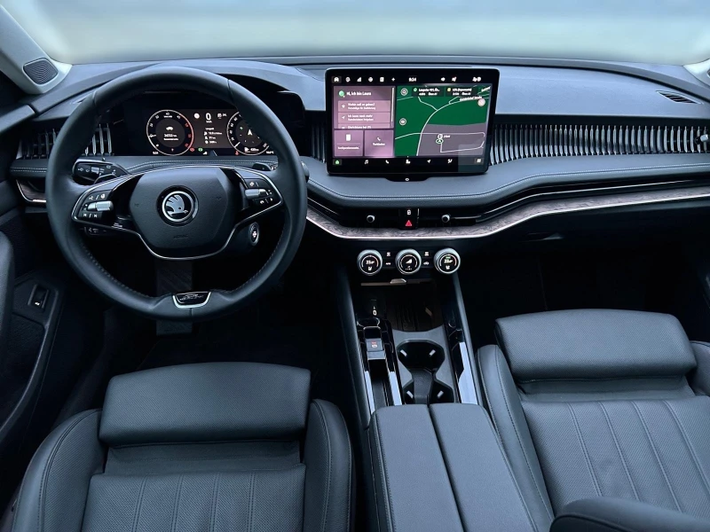 Skoda Superb 2.0 TDI L&K COMBI DSG CANTON MATRIX, снимка 9 - Автомобили и джипове - 52683534