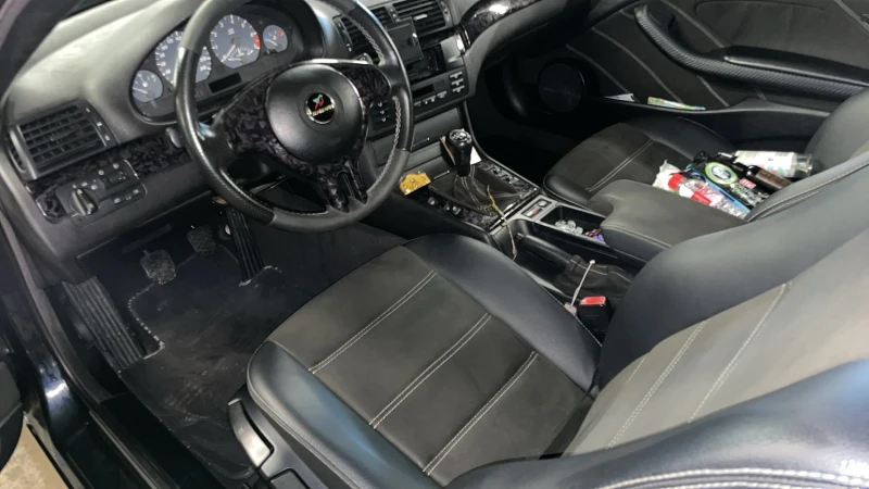 BMW 318 318, снимка 7 - Автомобили и джипове - 52720901